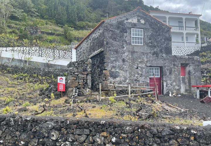 Ruinere i Lajes do Pico, Pico, Lajes do Pico - € 85.000 | Ref: 374240054 - foto 1